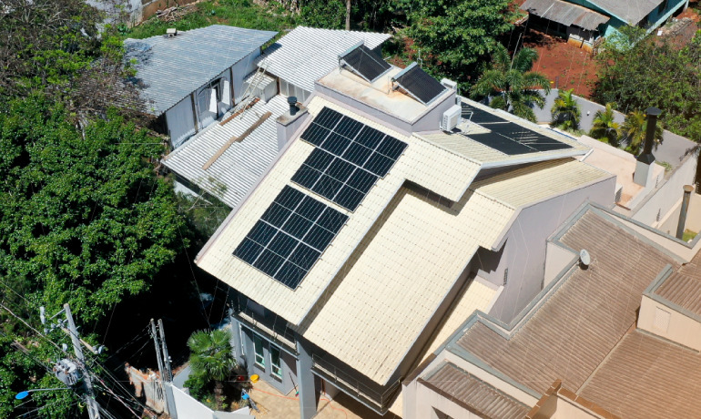 Brasil atinge 800 mil consumidores com geração própria de energia solar